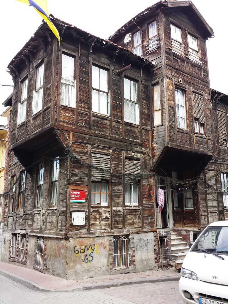 maison-bois-istanbul
