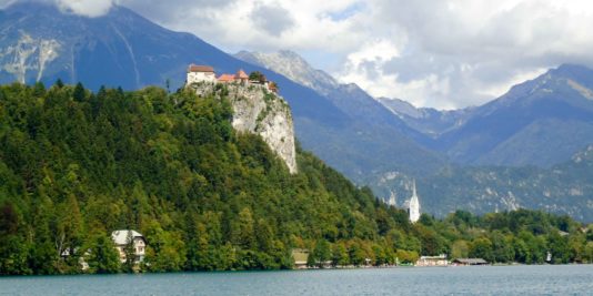 chateau du lac de bled